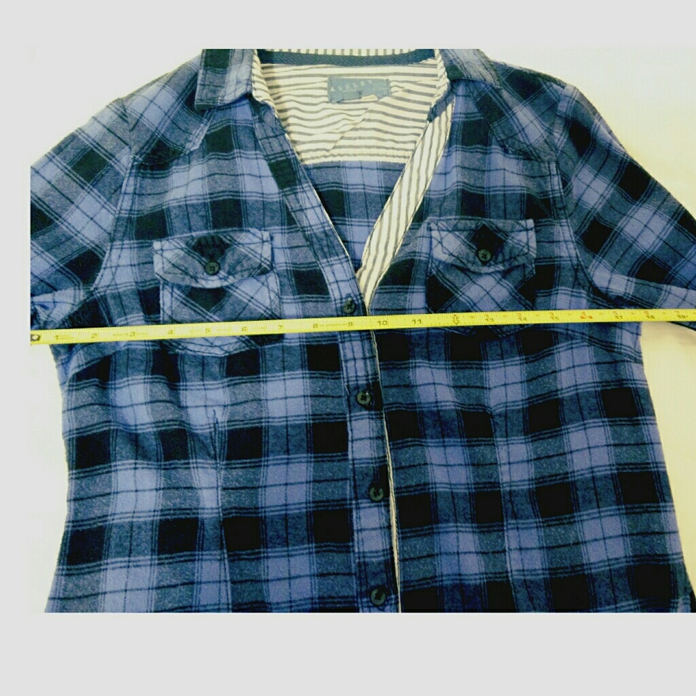 📦 SOLD 26 International Blue Black Flannel Shirt - Picture 4 of 6